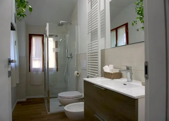 아파트 Monna Lisa's House